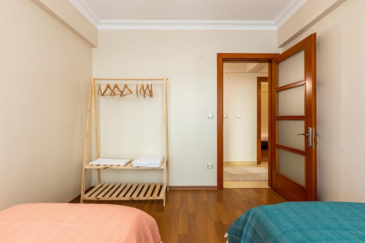 Colorful Apartment Near Popular Attractions In Sisli 이스탄불 외부 사진