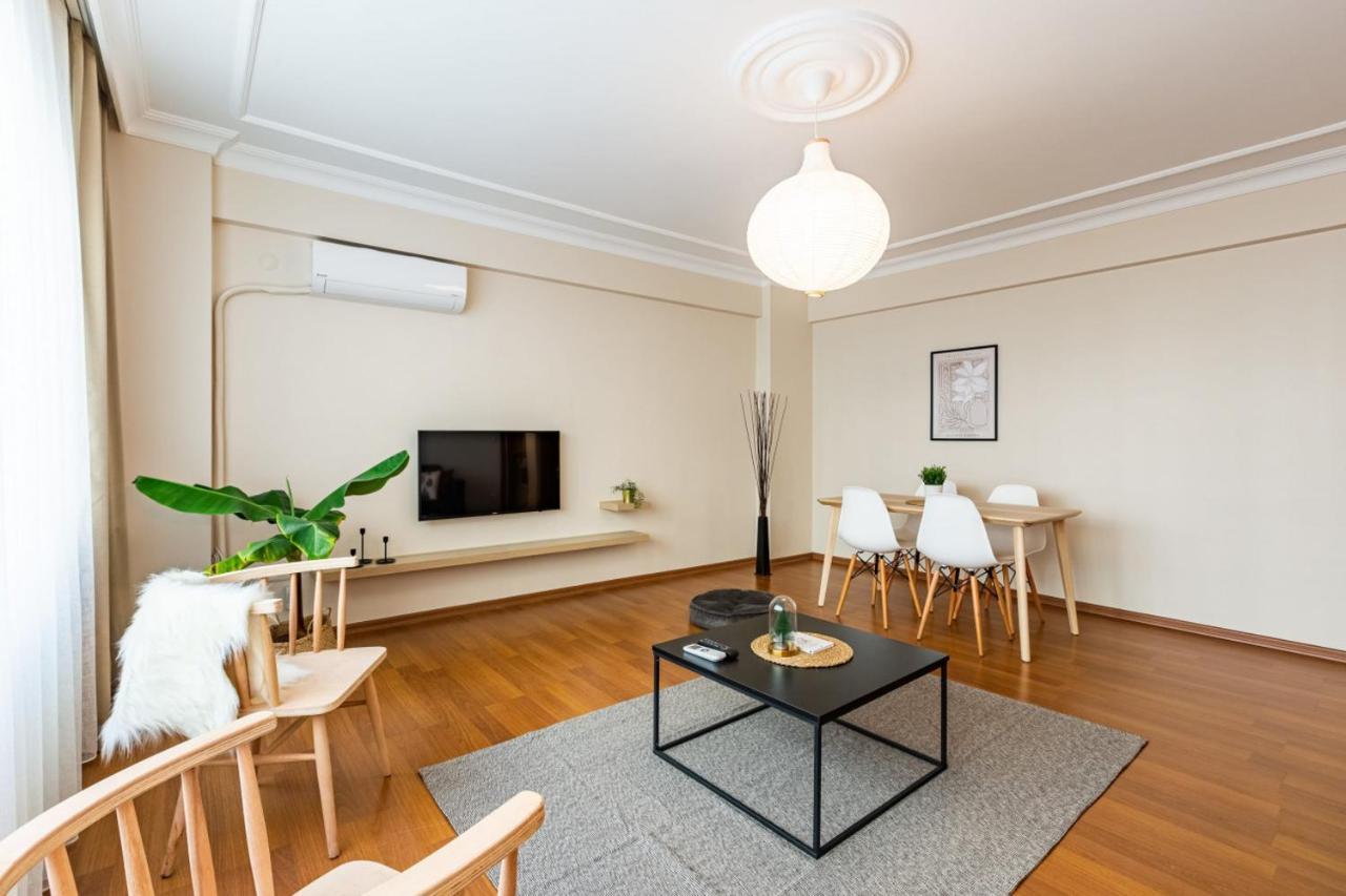 Colorful Apartment Near Popular Attractions In Sisli 이스탄불 외부 사진